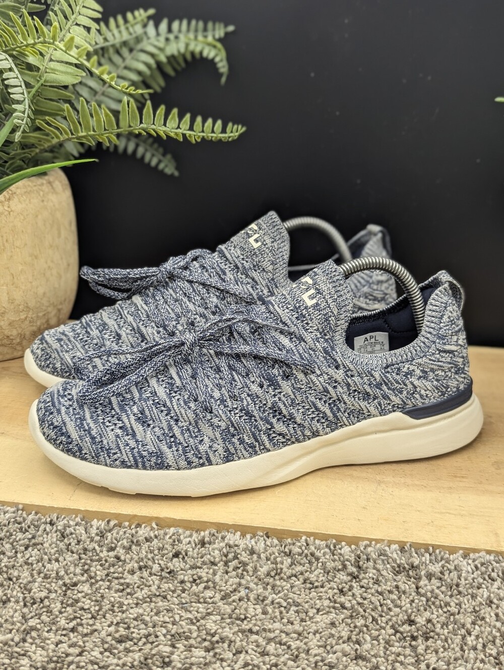 APL Techloom Breeze Men's Size 8.5 Running Shoes Casual Comfort Gym Workout